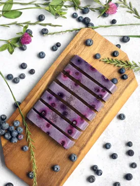BLUEBERRY MILK CHEWS FOR DOGS