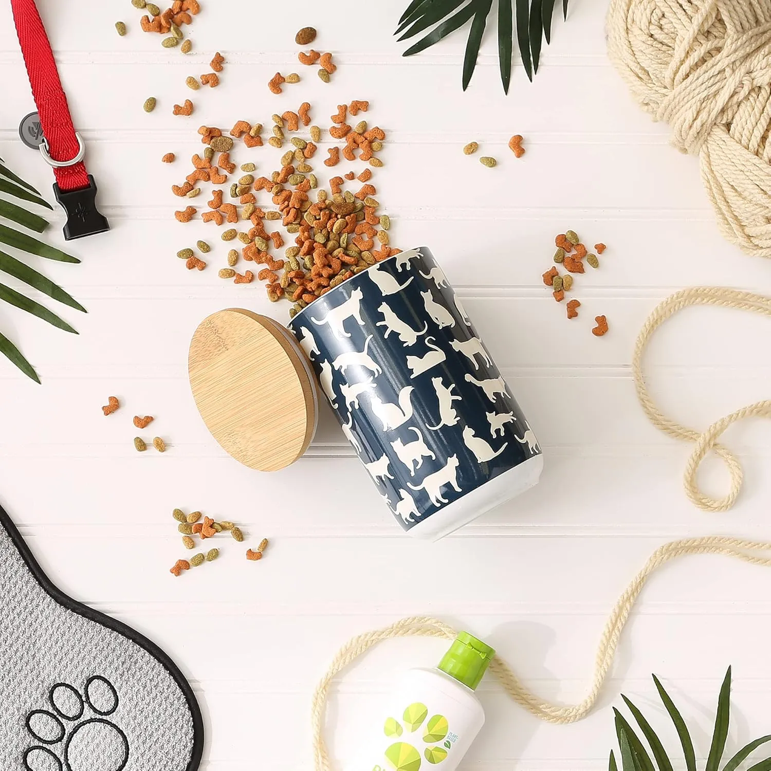 Bone Dry Ceramic Treat Jar for Cats and Dogs, Bamboo Lid, Dishwasher Safe Canister, 4x6.5, Navy, Cat Treats