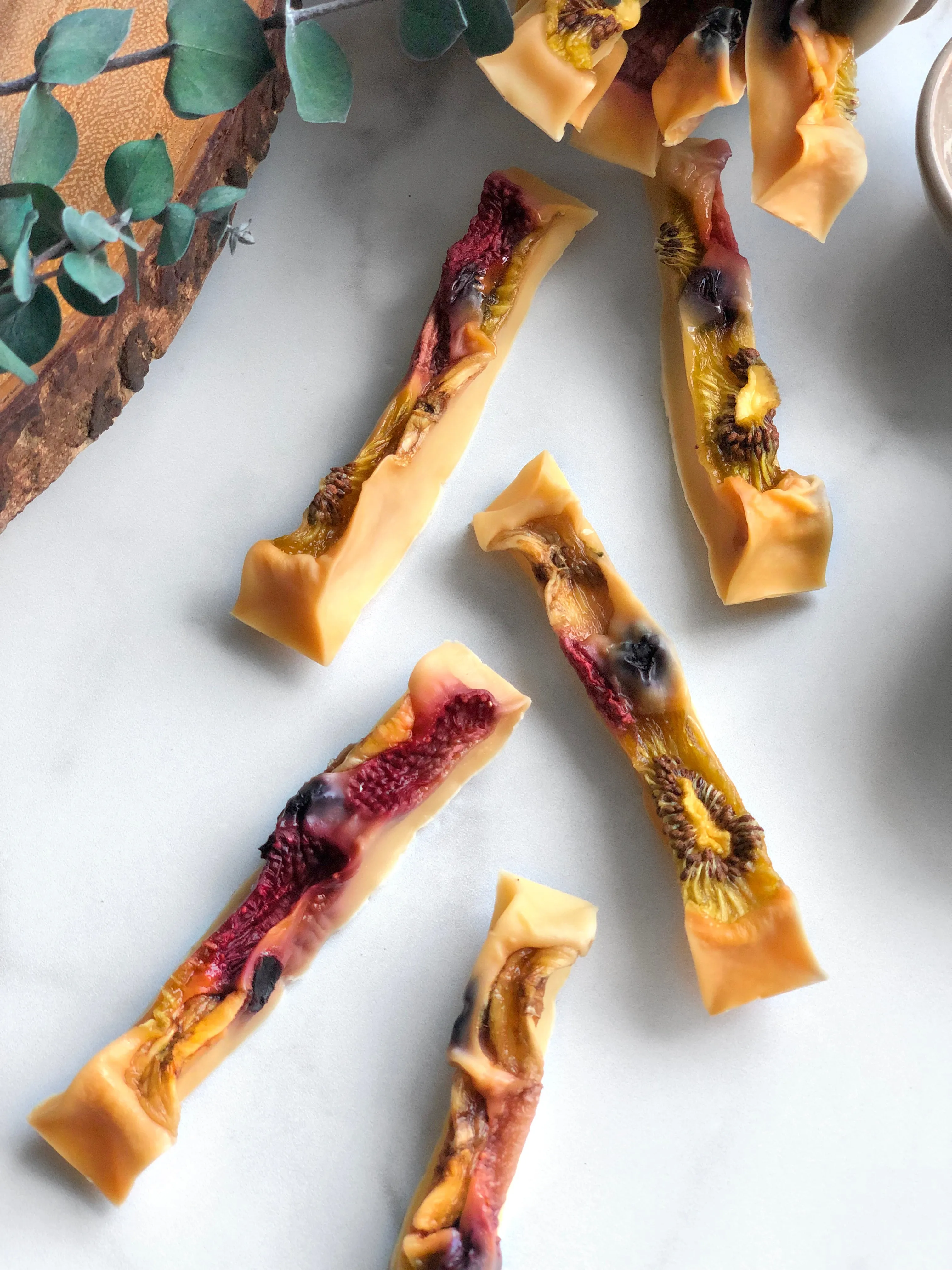 FRUITY MILK CHEWS FOR DOGS